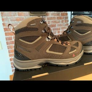 Men’s Vasque Breeze III Gore-Tex Hiking Boot